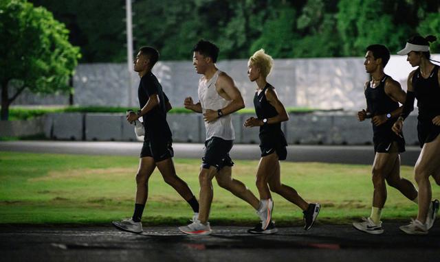 开云-Uzi意外战胜巴黎圣日耳曼,锐不可当引爆全场!-开云